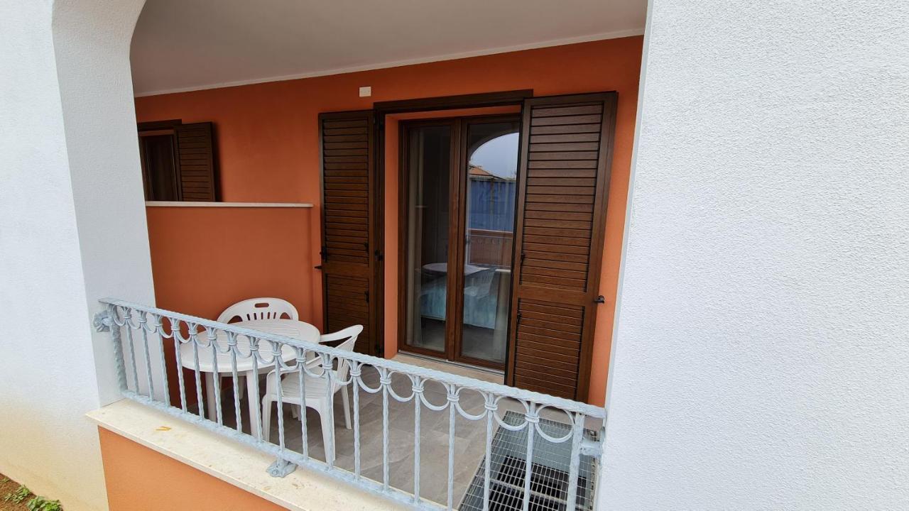 Le Anfore Di Nora Domo Pula Exterior foto