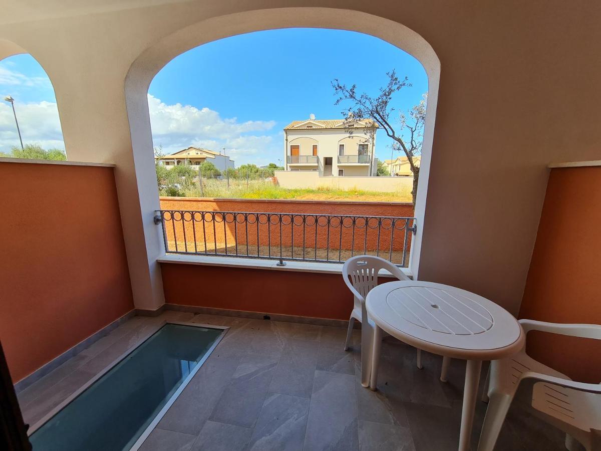 Le Anfore Di Nora Domo Pula Exterior foto