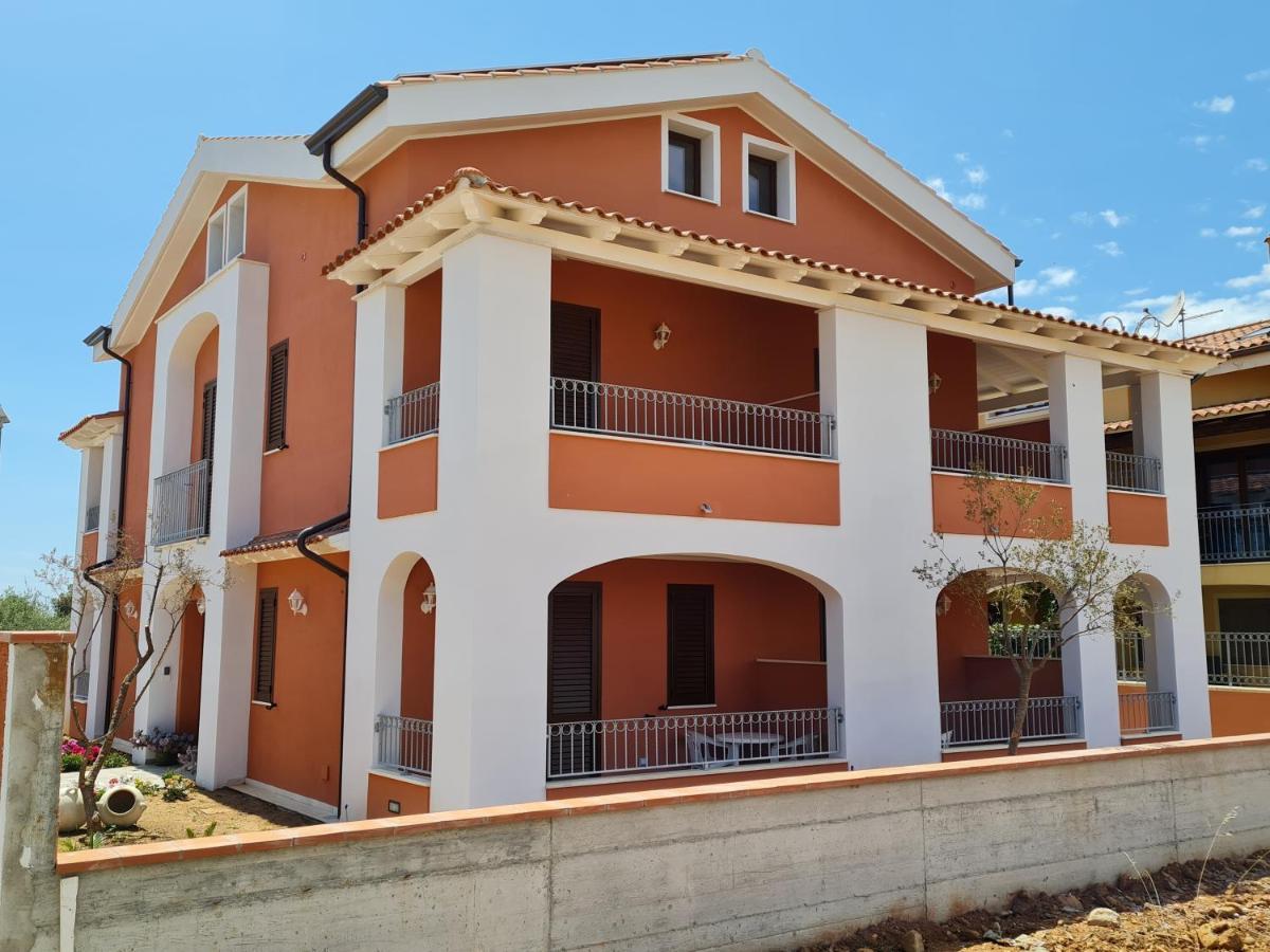 Le Anfore Di Nora Domo Pula Exterior foto